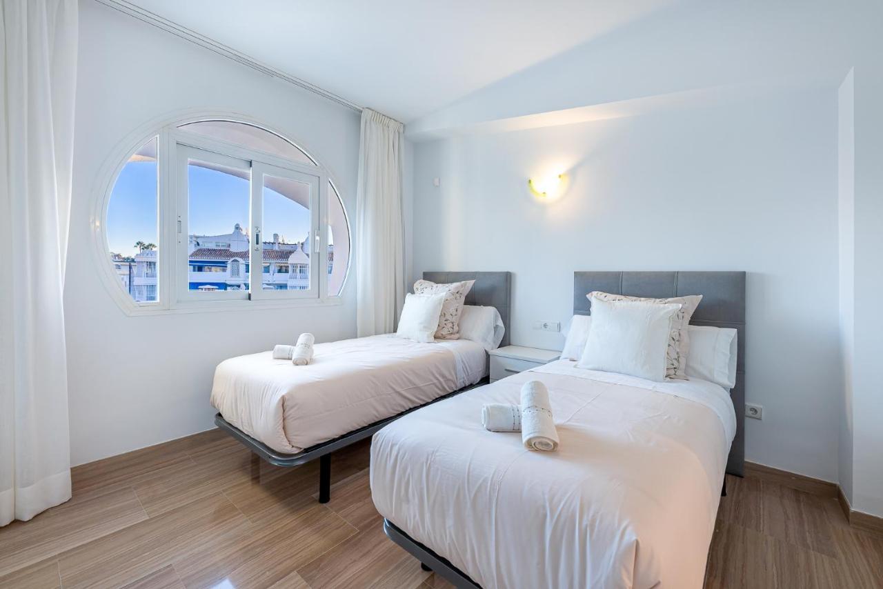 Atico Puerto Marina First Island With Sea Views And Rooftop Pool Benalmádena Exteriér fotografie
